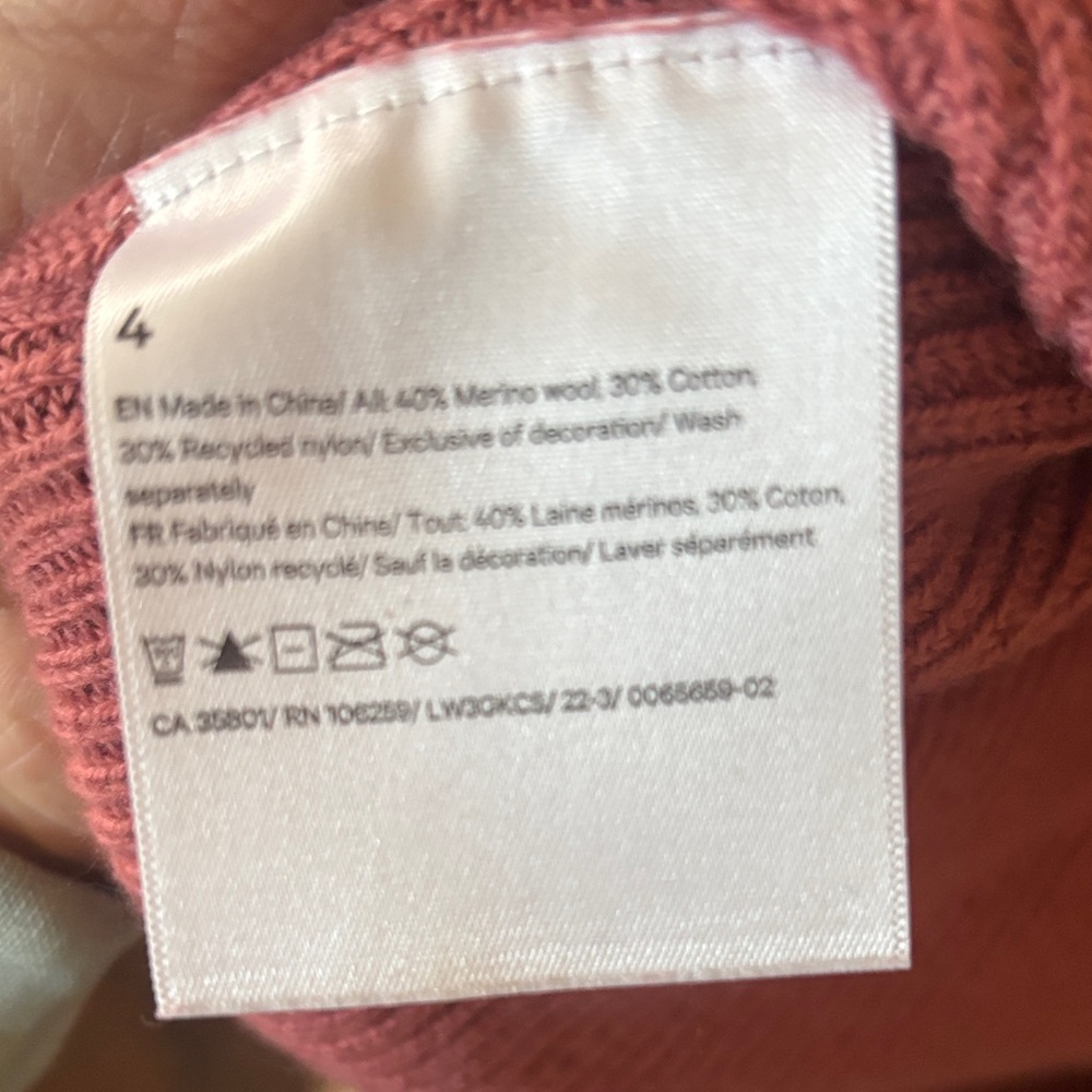 lululemon athletica Mauve Turtleneck Sweater - Picture 3 of 4